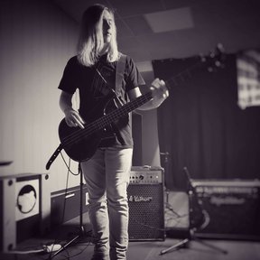 Bar zum Augenblick 29.12.18 - Maxi am Bass