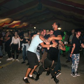 Kilwi Oberharmersbach 2019 - Moshpit im Publikum