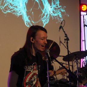 4 Hours of Music - Aron beim Singen