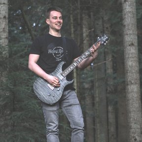 Fotoshooting 2020 Gehrmatt - Raphi - Halbtotale