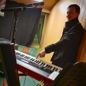 Bar zum Augenblick 29.12.18 - Aron am Keyboard